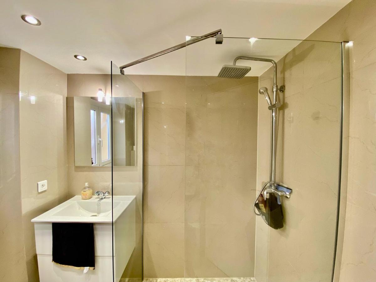 Lovely & Sunny Loft Heart Of Nice With A/C! ภายนอก รูปภาพ