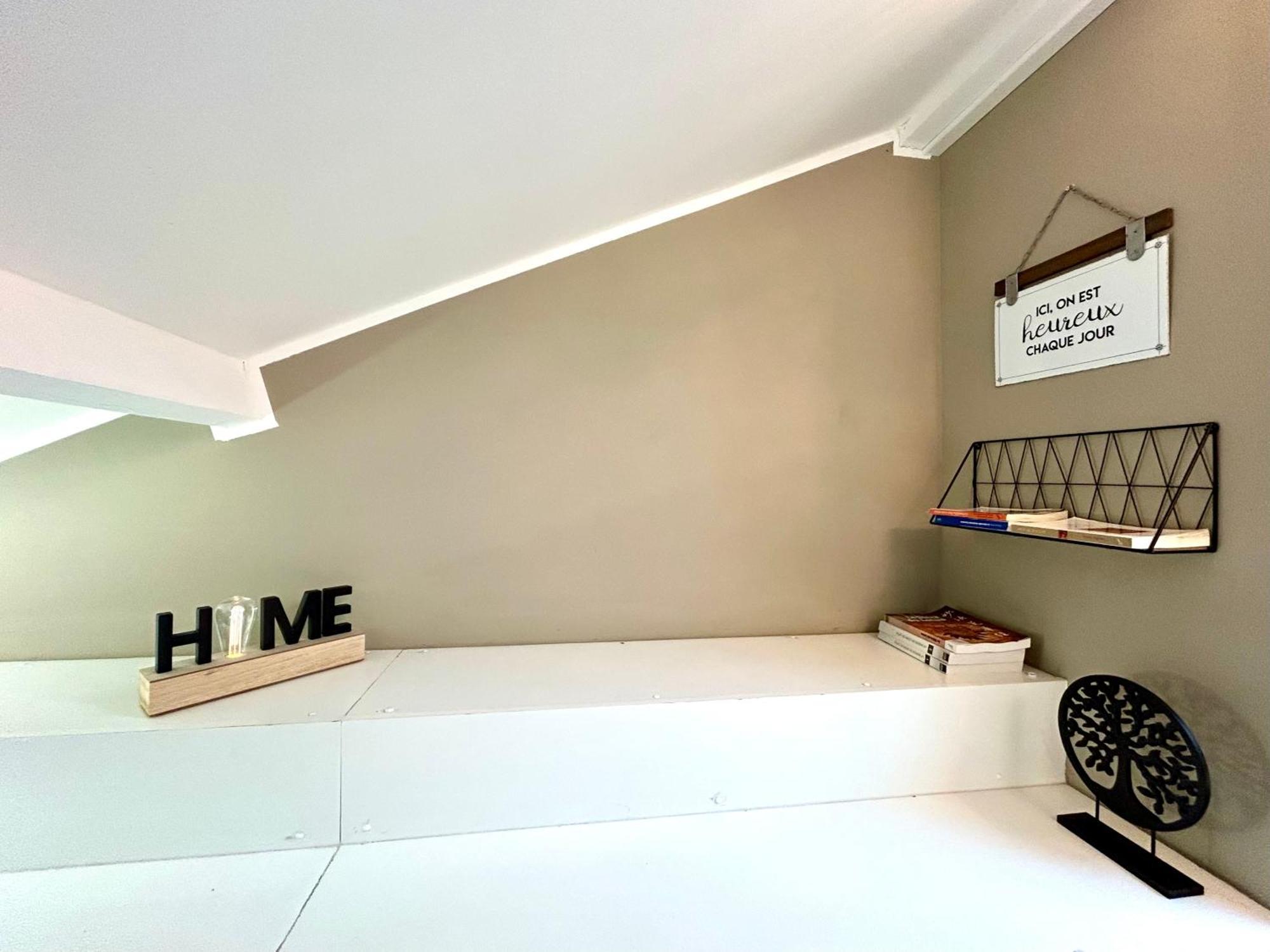Lovely & Sunny Loft Heart Of Nice With A/C! ภายนอก รูปภาพ